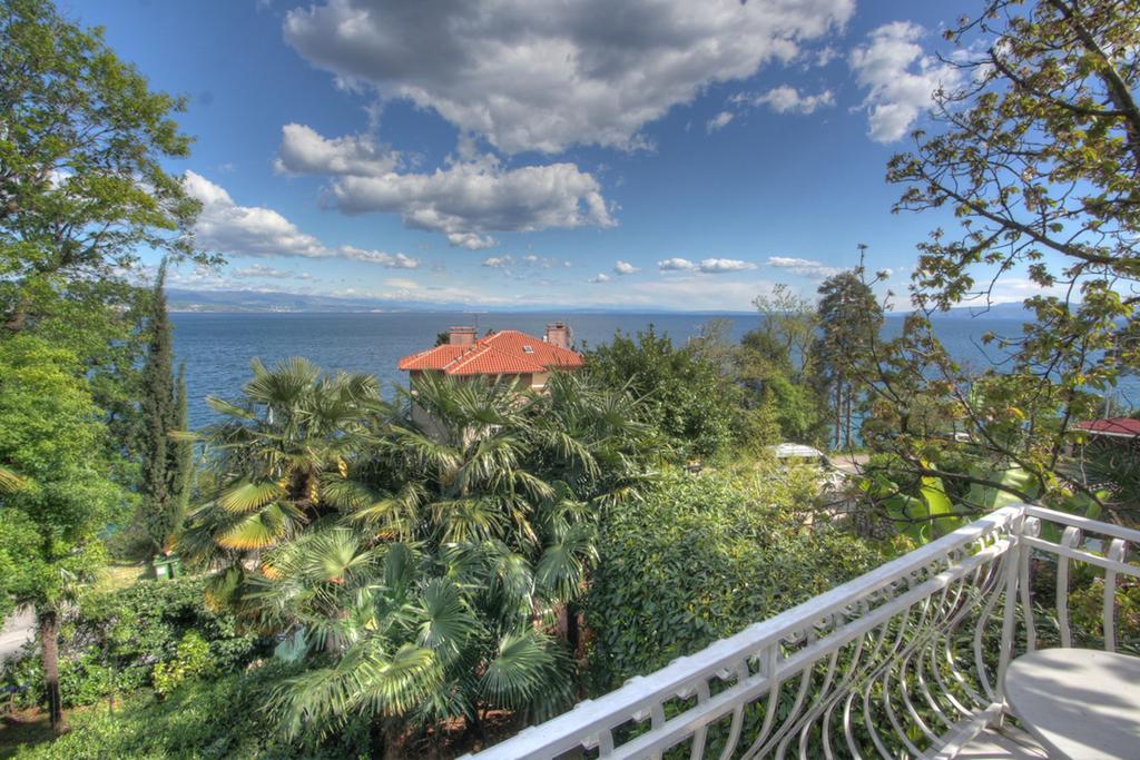 Premium Apartments Punta Kolova Opatija Habitación foto